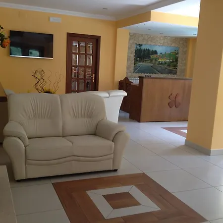 فندق Quadrifoglio